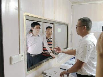 2018年5月15日，湖南省副省長，省人大常委會副主任韓永文在望城區(qū)領(lǐng)導(dǎo)和省市地方海事局領(lǐng)導(dǎo)陪同下來我司視察